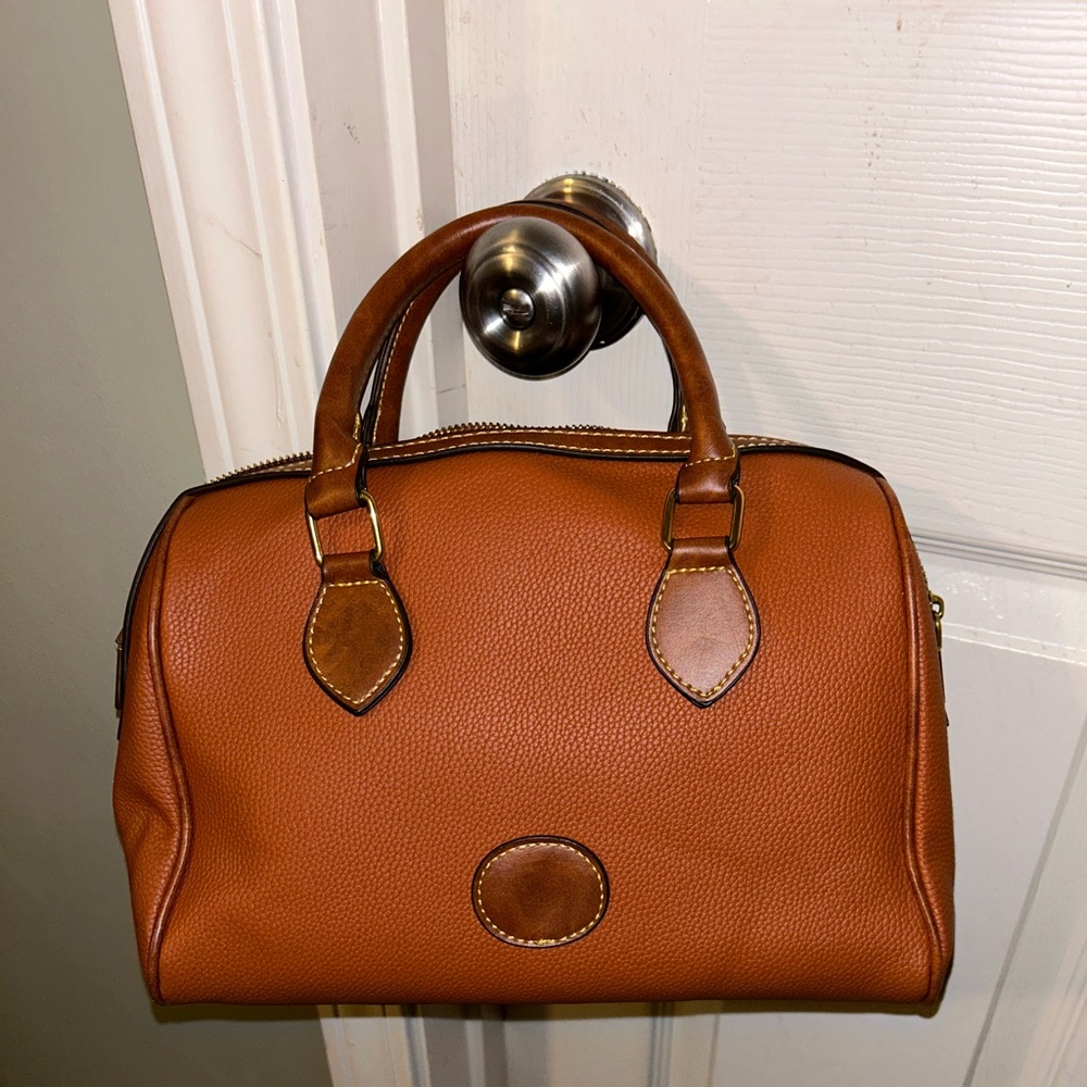 Very cute bag, never used.
